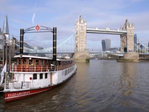 elizabethan tower bridge