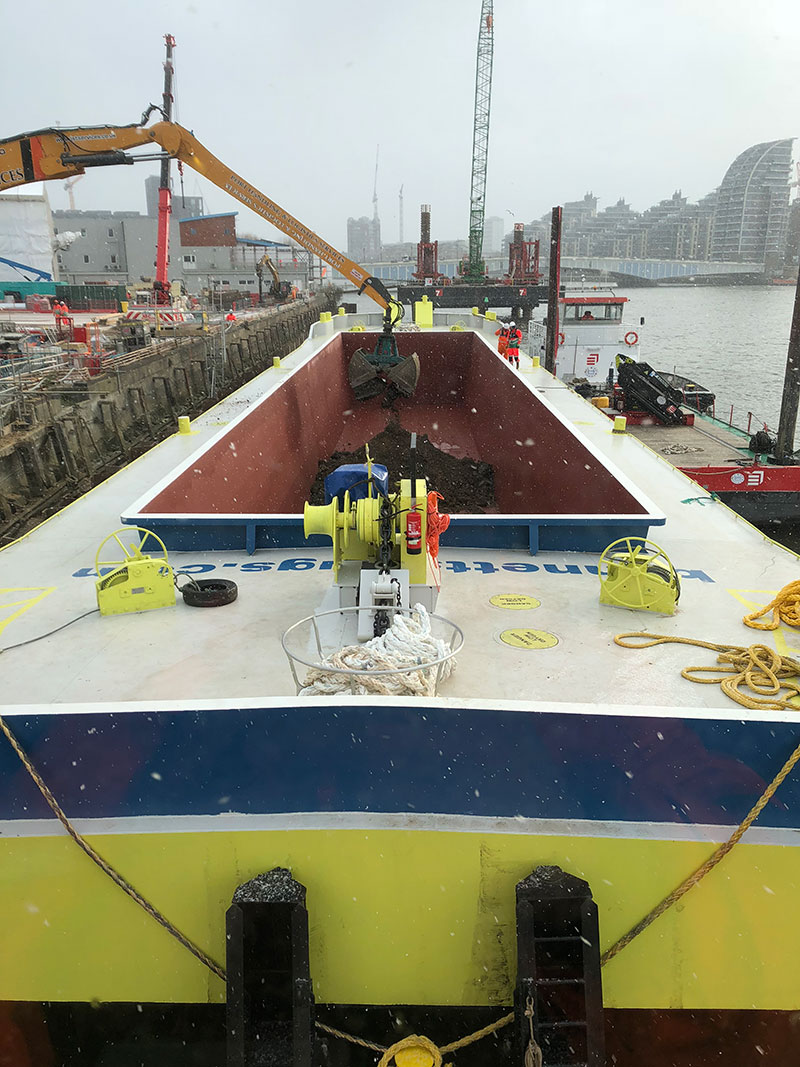 tideway barge churchill carnwath road