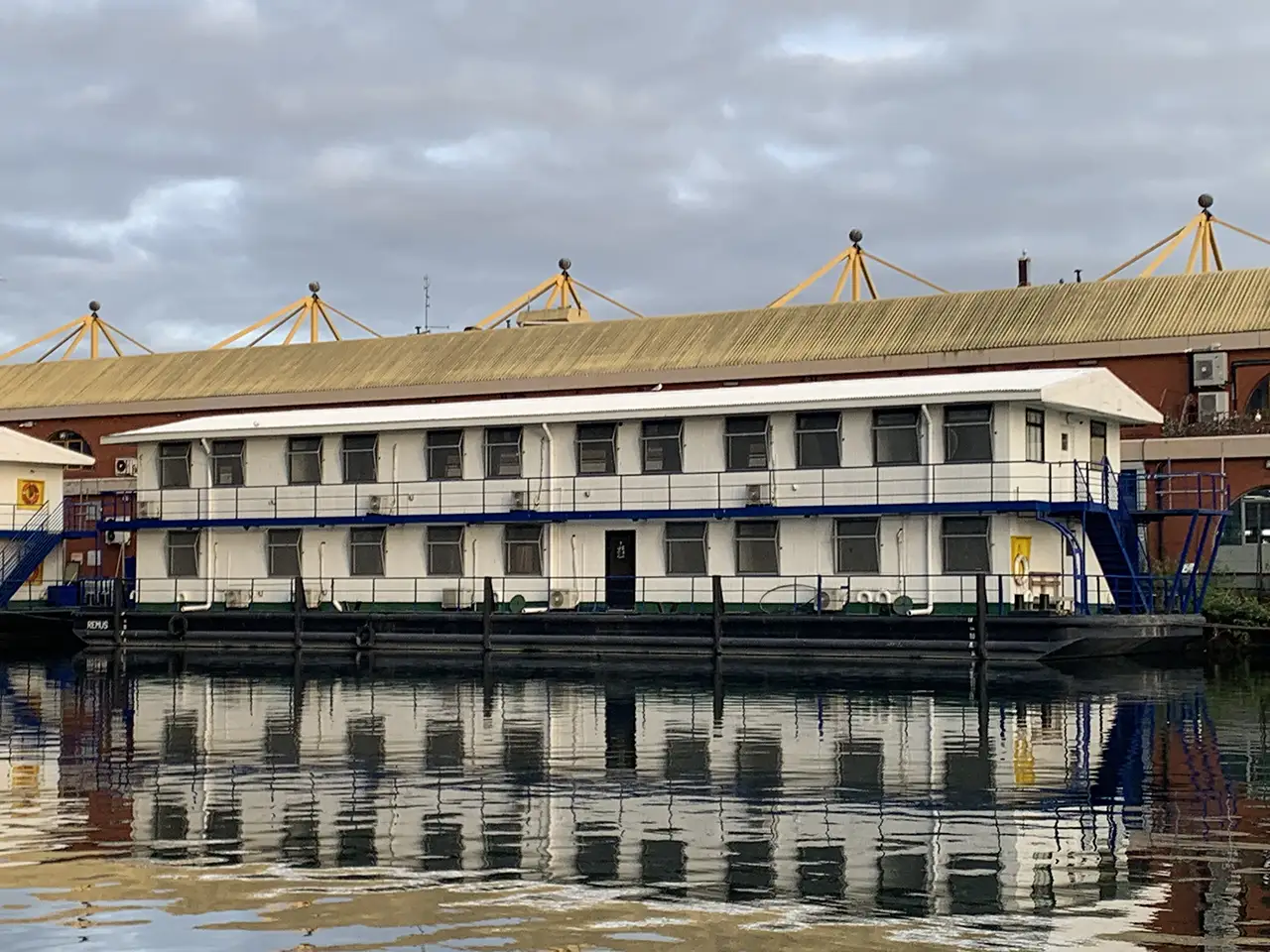 romulus remus barges